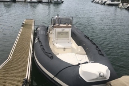 Location Semi-rigide Joker Boat Clubman 19 Anglet