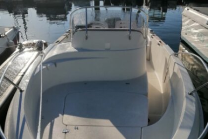 Location Bateau à moteur Cap camarat 545 wa Saint-Malo