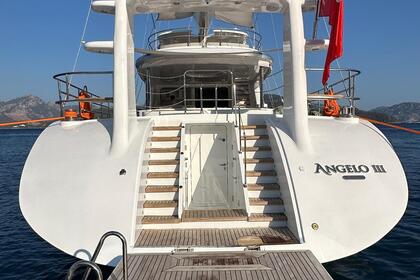 Ultra Luxury gulet with a capacity of 10 people