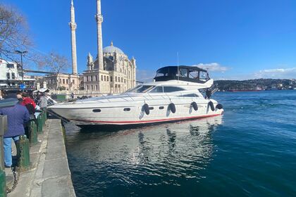 Private Luxury Motoryacht in Istanbul
