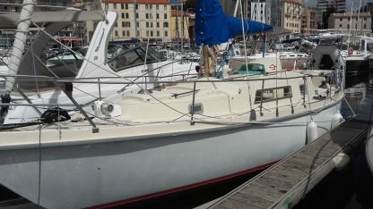 Charter Sailboat Amel 11 Mètres Ajaccio