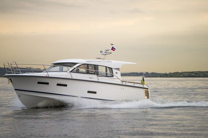 Rental Motorboat Nimbus Boats Nimbus 305 Coupe Sukošan