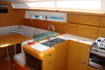 Alquiler Jeanneau Sun Odyssey 419
