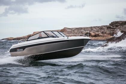 Hire Motorboat Yamarin Cross 62 BR Raisio