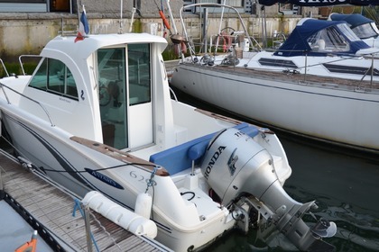 Noleggio Barca a motore BENETEAU Antares 6.20 Deauville