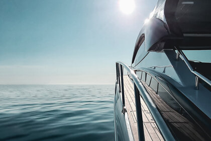 Noleggio Yacht a motore Rizzardi Infive Napoli