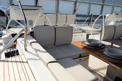 Miete Segelboot  Oceanis Yacht 62 Castiglioncello