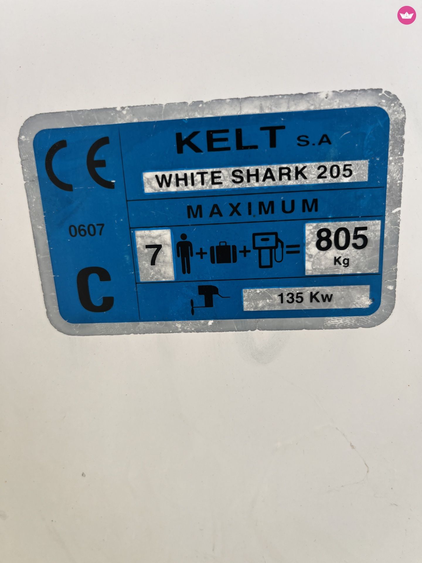 Bateau à moteur Kelt White Shark 205 200cv 4