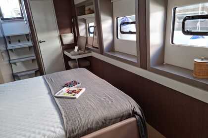 Bali 5.4 WATER TOYS-FREE OF CHARGE, A/C, WATERMAKER, GENERATOR, STARLINK, EXPERIENCED CREW.