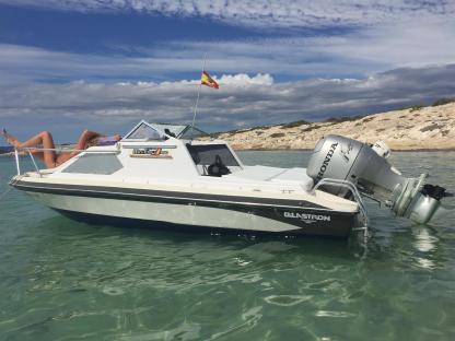 Charter Motorboat Glastron Rv500 Laredo