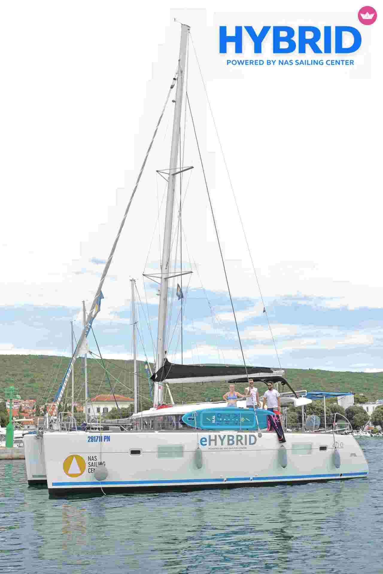 Catamaran Lagoon-Bénéteau Lagoon 400 S2 - 4 + 2 cab. 11m 7