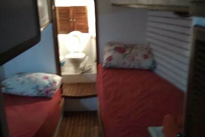 AN AMAZING  SAILING CRUISE FROM ATHENS TO GREEK ISLANDS