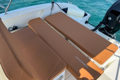 Prua al vento Hurricane