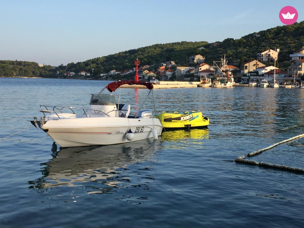 Blumax S.r.l Bluline 19 in Zadar for hire