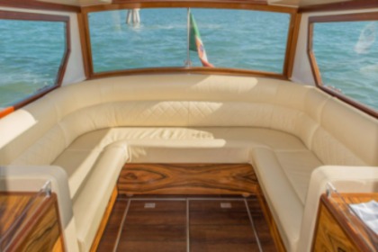 Grand Water Limousine - Imbarcazione di prestigio