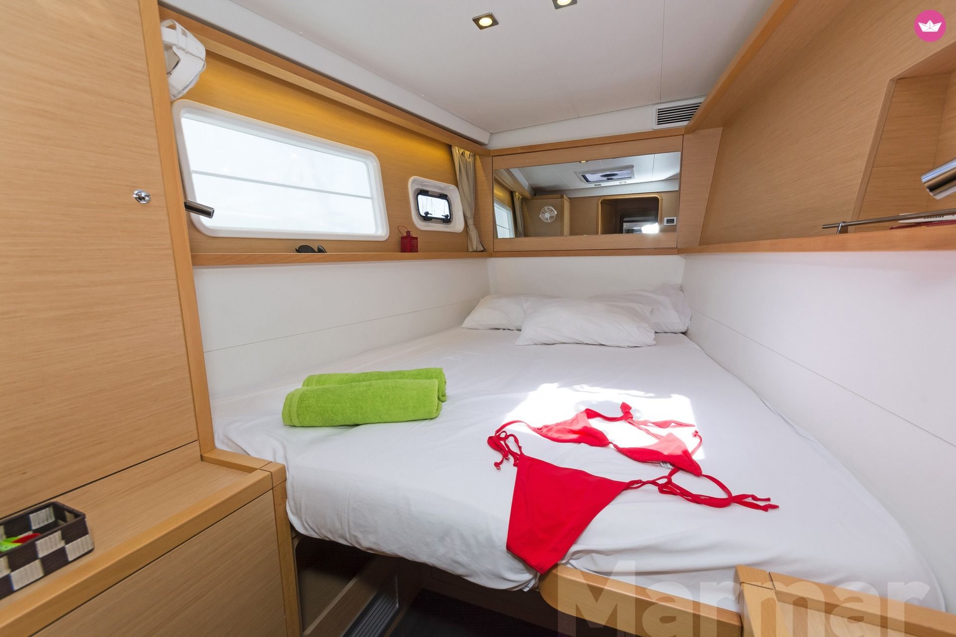 Lagoon 450F in Athens  