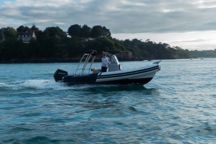 Alquiler Neumática 3d Tender LUX 655 Saint-Malo