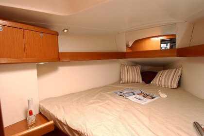 Verhuur Zeilboot Beneteau Oceanis 34 Empuriabrava