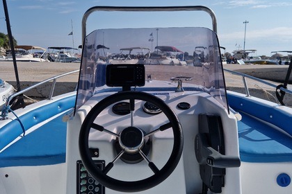 Explore Zakynthos with Artemis, a 60hp speedboat for up to 6 guests – no license required! Perfect for daily cruises to Navagio, Blue Caves, Keri Caves & Turtle Island.