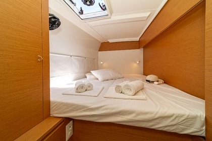 Location Catamaran Excess Excess 11 - 4 cab. 124
