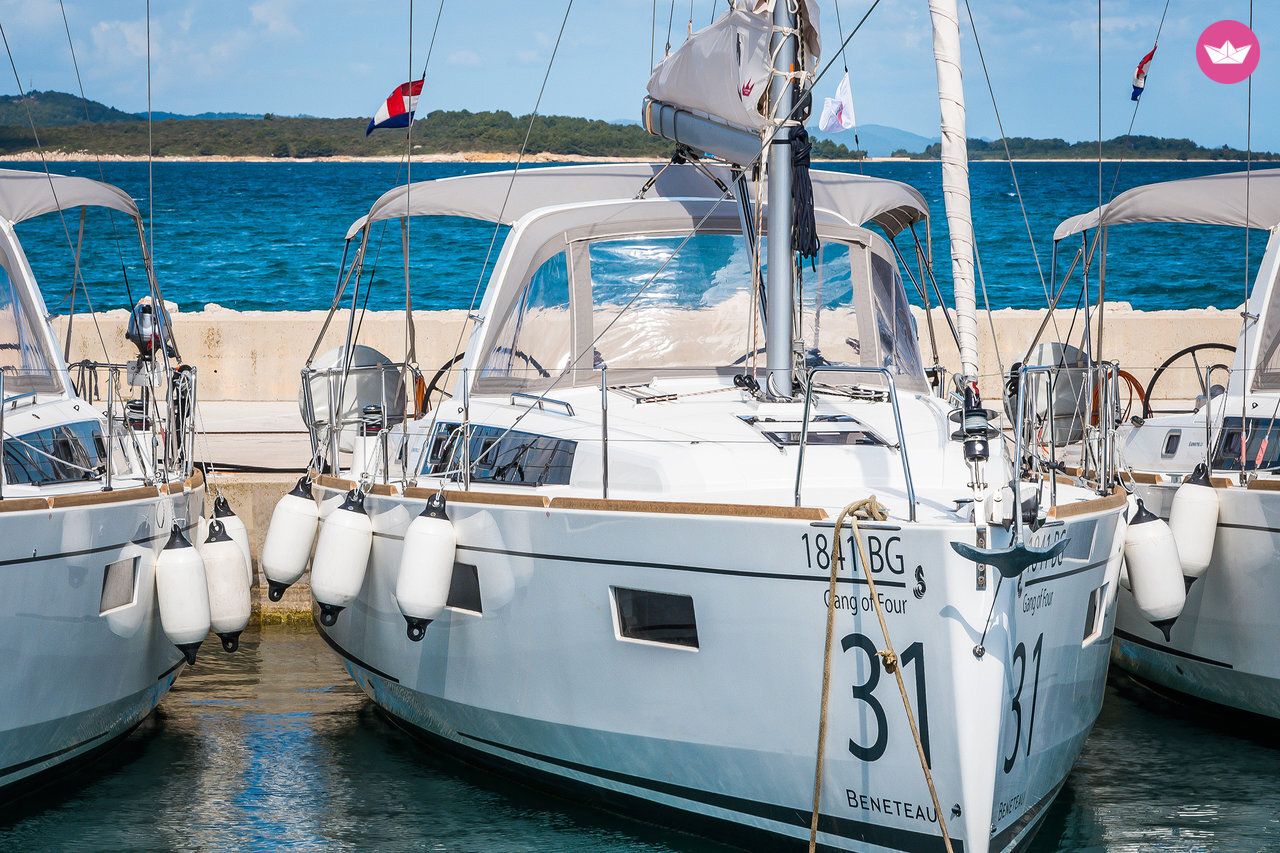Voilier Beneteau Oceanis 38.1 11.13m 8