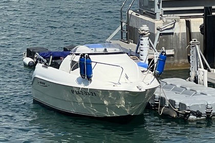 Charter Motorboat Quicksilver 460 cabine Mataró
