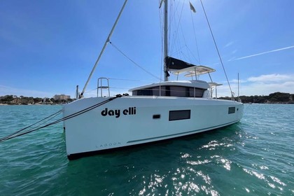 Hyra båt Katamaran Lagoon-Bénéteau Lagoon 42 - 4 + 1 cab. Portocolom