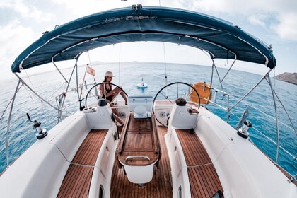 VELERO BAVARIA 44 REBELDE