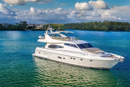 Noleggio Barca a motore Ferretti 730 Fly Taormina