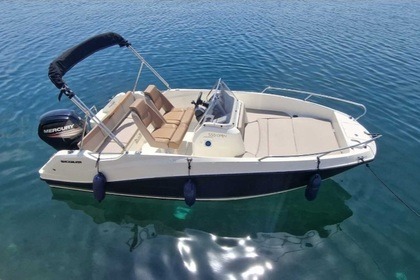 Charter Motorboat Quicksilver Activ 555 Open Marseille