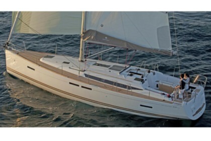 Charter Sailboat Jeanneau Sun Odyssey 439 Skiathos