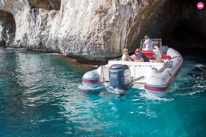 Noleggio Gommone Joker Boat Clubman 24 250 CV Cala Gonone