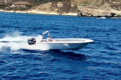 Rental Motorboat Coronet Crown Malta