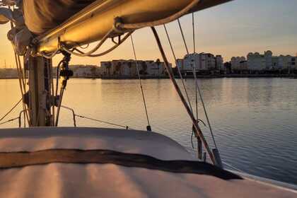 Rental Sailboat Jeanneau Sangria Gruissan