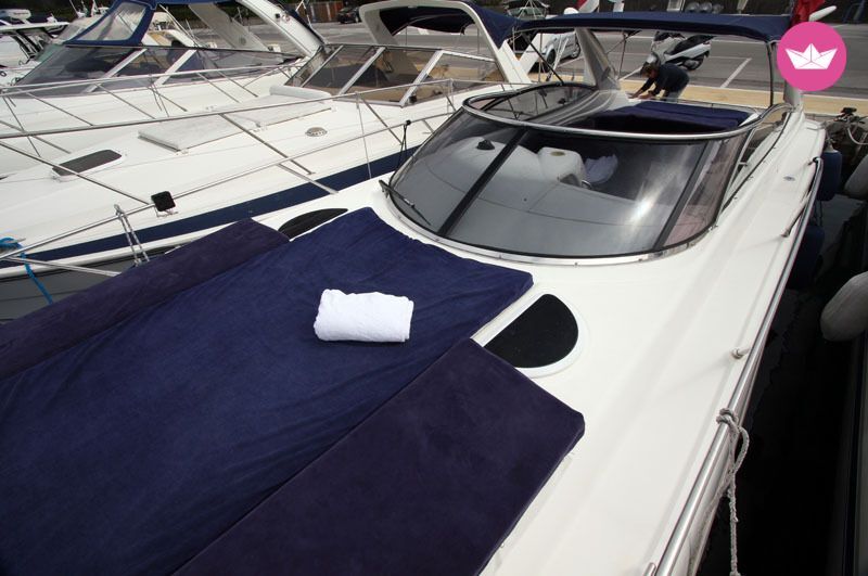Bateau à moteur Sunseeker Superhawk 48, fin Saint Tropez, 15 mètres 900cv 5
