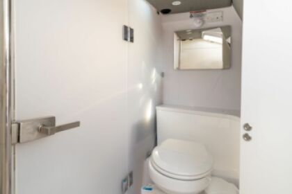 Vice Nomad - Axopar 37