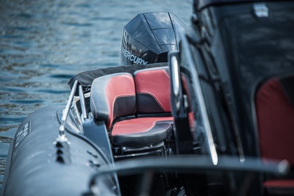 A Luxurious Santorini Cruise with Expert Captain and Scenic Views