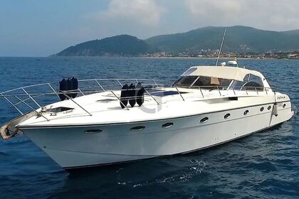 Hire Motorboat Rizzardi Cr 50 Topline Balestrate