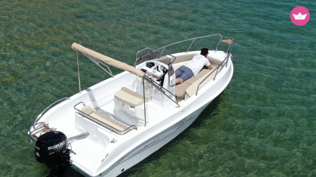 Bateau sans permis Blumax 19 40cv 2