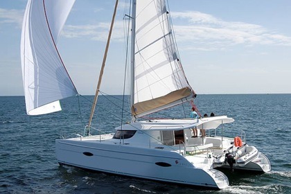 Location Catamaran Fountaine Pajot Lipari 41 Le Barcarès