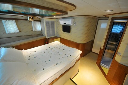 ECE ARİNA – Luxury 24m Gulet with Professional Crew