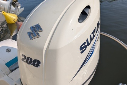 Semi-rigide 7m 200cv Joker Boat Clubman