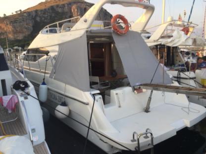 Location Bateau à moteur Azimut Az 40 Terracina