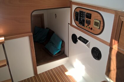 Spacerowy jacht motorowy, houseboat,  na Pętlę Żuławską, Zalew Wiślany i Jeziorak