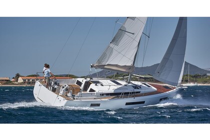 Hire Sailboat  Sun Odyssey 440 Nea Peramos