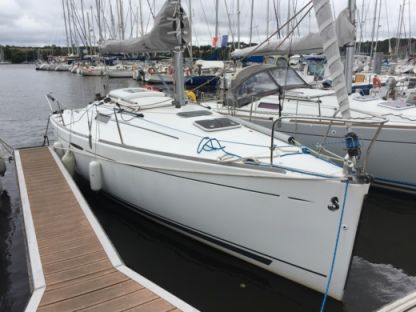 Charter Sailboat Beneteau First 25.7 Quiberon