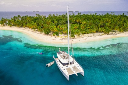 Charter Catamaran Sunreef 62 San Blas Islands