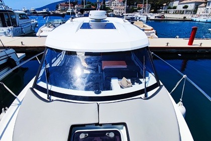 JENNY THE MOST CHIC WEEKENDER