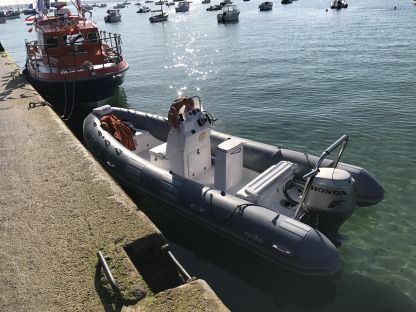 Charter Motorboat Caribe 20 Fouesnant