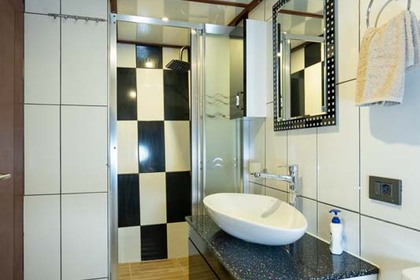 NEVRA QUEEN  CHARTER